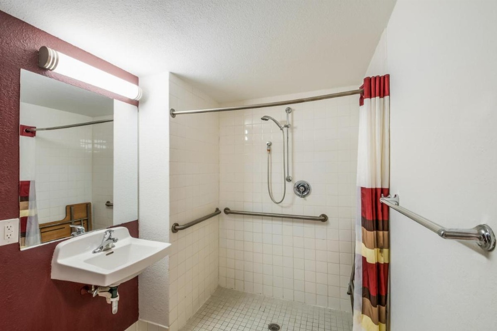 Red Roof Inn Rochester - Airport Image 18