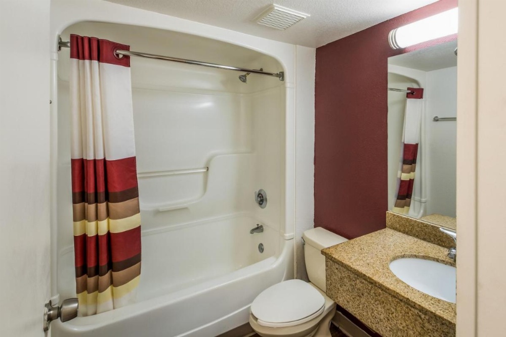 Red Roof Inn Rochester - Airport Image 33