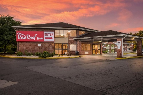 Red Roof Inn Rochester - Airport image 6
